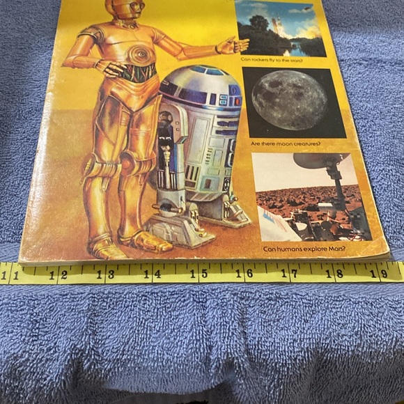 Star Wars Questions & Answers about Space Book - Picture 7 of 11